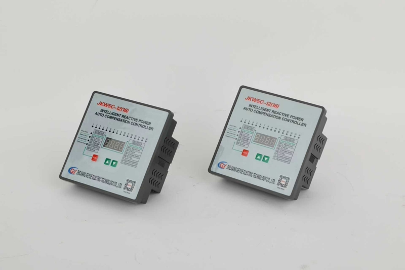 Dengan kadar tenaga boleh diperbaharui yang tinggi, bagaimanakah pengawal faktor kuasa automatik bertindak sebagai penstabil grid?