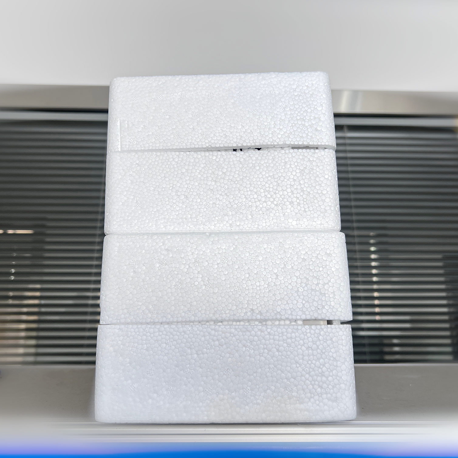 Apakah amalan terbaik untuk menyimpan kapasitor shunt penyembuhan diri sebelum mereka dimasukkan ke dalam perkhidmatan?